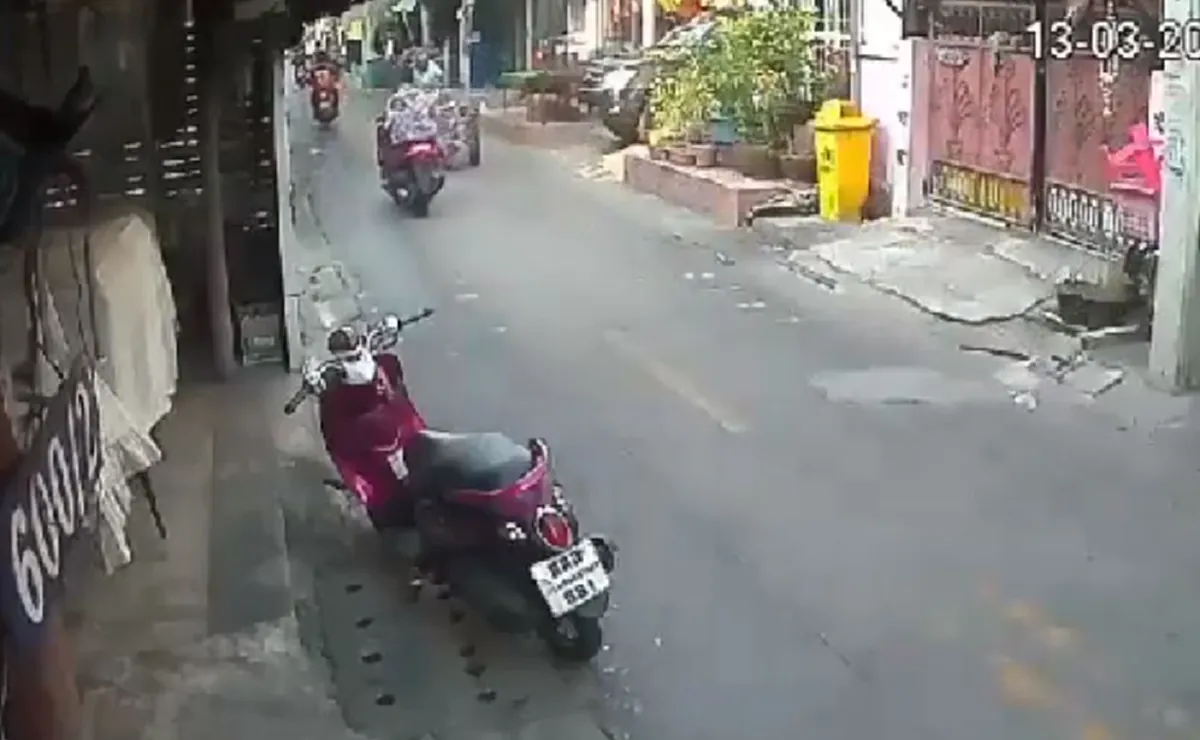 สำนึกผิด?!ฟังกันชัดๆ"ไอ้จ๊อด"กระทืบ"ตาซาเล้ง"ปางตาย!! เปิดใจสารภาพมอบตัวสน.ห้วยขวาง...ฟังเหตุผลเเถสุดๆ?!วีรกรรมโชกโชน ด้านมืดทั้งนั้น!(คลิป)