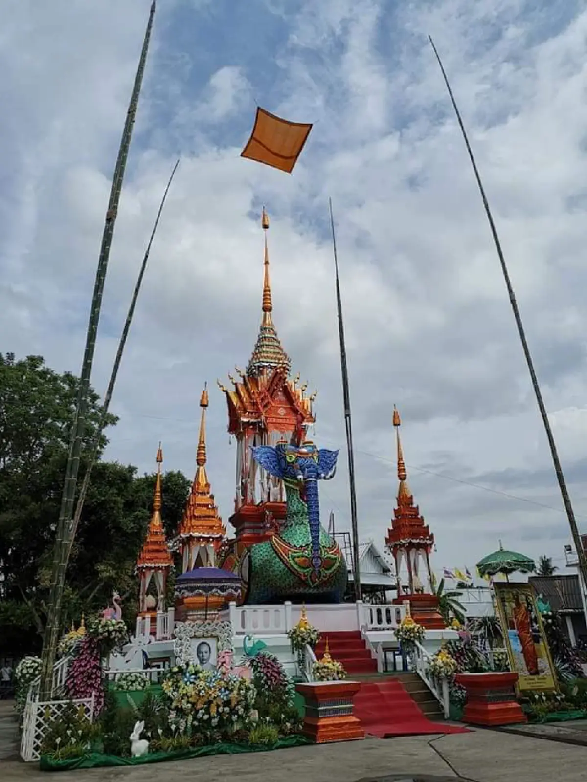 พระดังเชียงใหม่สังขารไม่ไหม้ ลูกศิษย์เห็นเลขเด็ด
