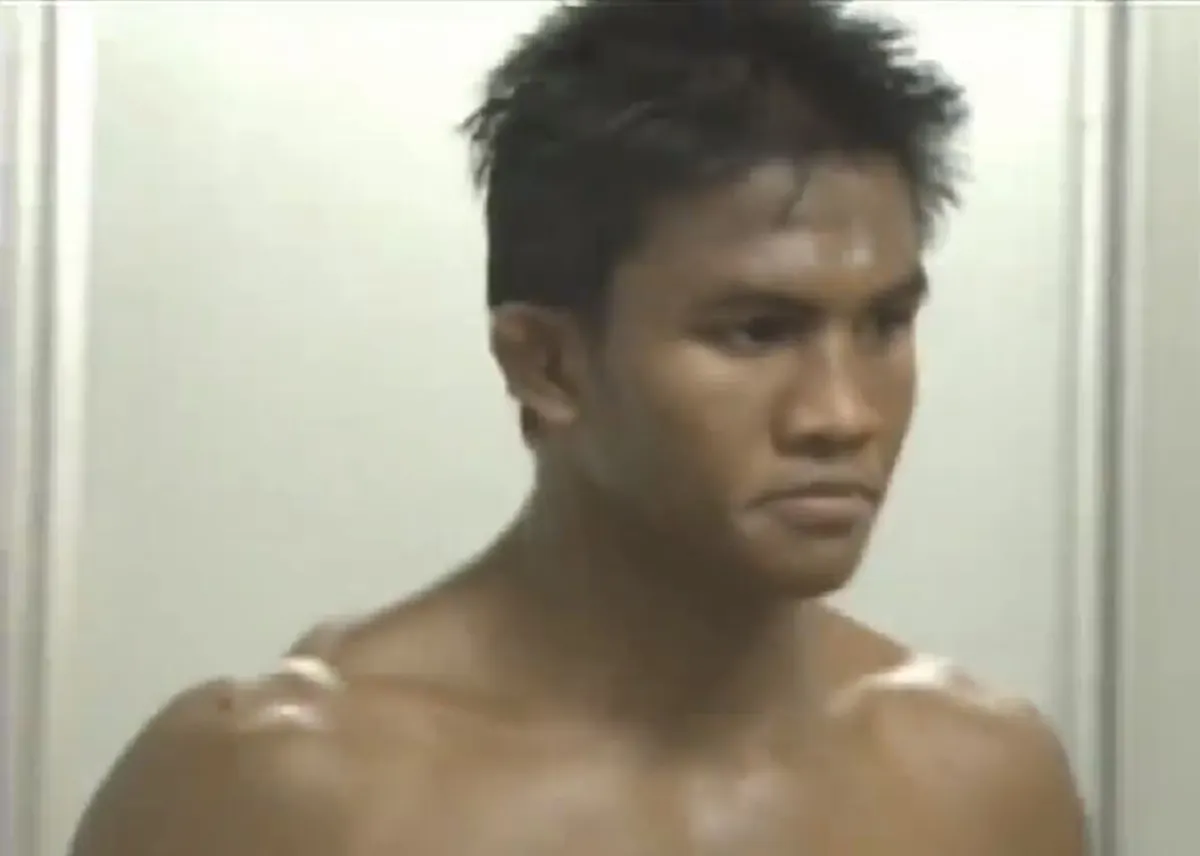 ดังไปทั่วโลก!! ย้อนอดีต ไฟต์สุดสะใจ"เควัน 2006"..."บัวขาว" ไล่น็อค "มวยดัตช์"คู่ปรับหมดสภาพไร้ข้ออ้าง..สู่ตำนาน"ยอดมวยไทย"กระหึ่มโลก(ชมคลิป)