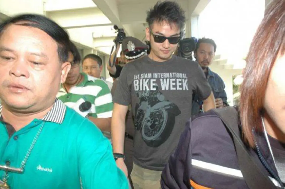 *ช็อกวงการไทย!!! เผยโฉมหน้า "7 ซุปตาร์คนดัง" อดีตเคยทำผิดมหันต์  ขับรถชน "คนเสียชีวิต" ที่บางคนหลายคนไม่เคยรู้!!! (ชมคลิป)