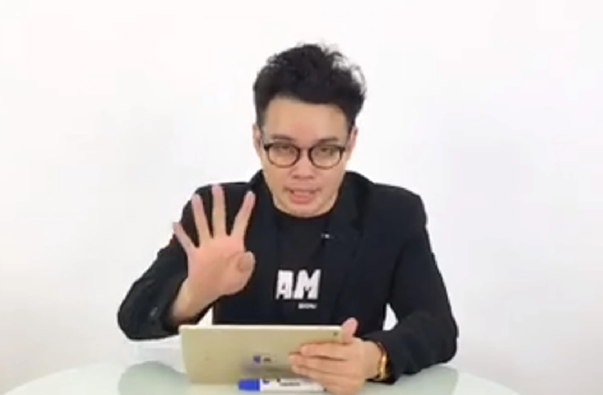 ยิ้มแบบคนดวงดี "หมอกฤษณ์ คอนเฟิร์ม" 4 ราศีโชคหล่นทับ-เสี่ยงดวงสมหวัง