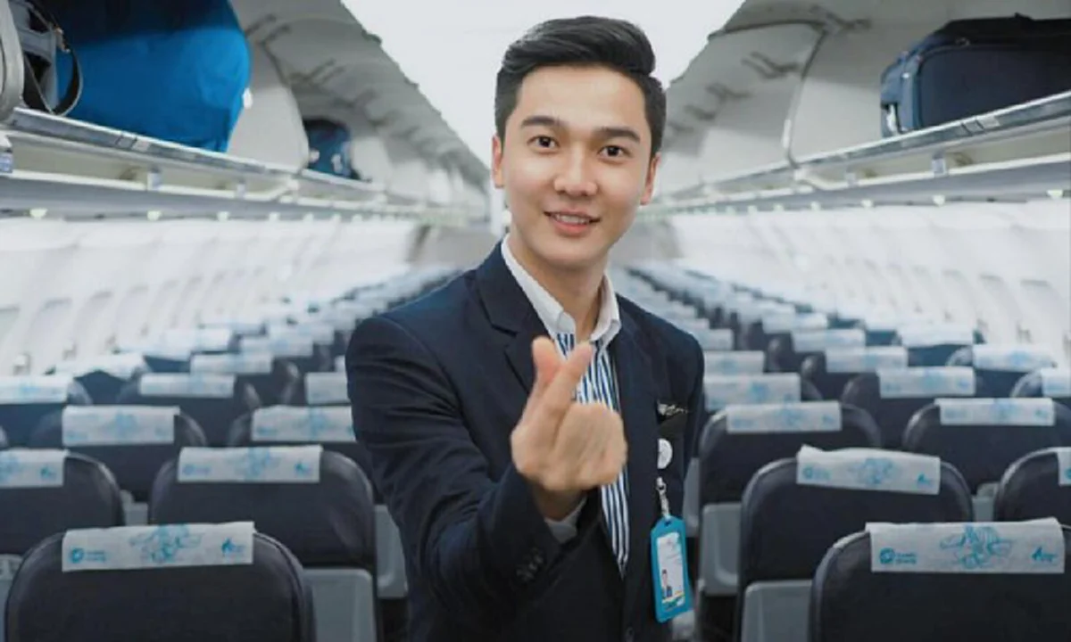 รักพี่เสียดายน้อง !! "สจ๊วตหนุ่ม" สายการบินดัง ที่จริงเป็นพี่ชายแท้ๆของนักเตะแข้งทอง "เมสซี่เจ" !! งานนี้สาวๆแห่กรี๊ดเครื่องบินแทบแตก ?(ภาพ)