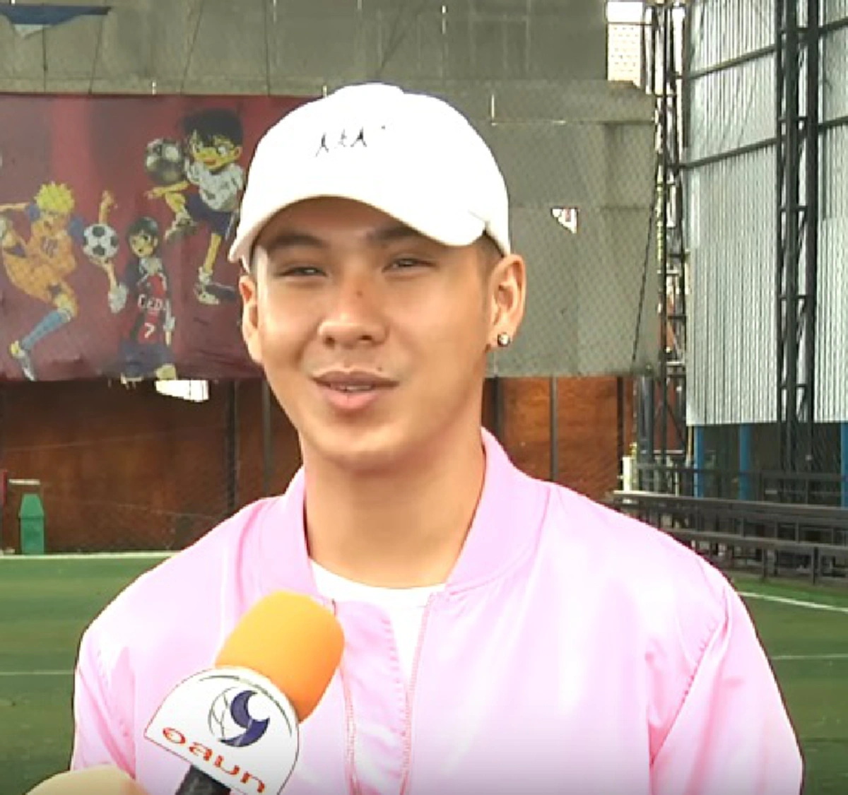 อะไรยังไง!!! "ตั้ม เดอะสตาร์ 9" เผยรสนิยมทางเพศ หลังเเต่งหญิงบ่อย จนโดนเม้าท์แมนไม่เต็มร้อย!!!! (คลิป)