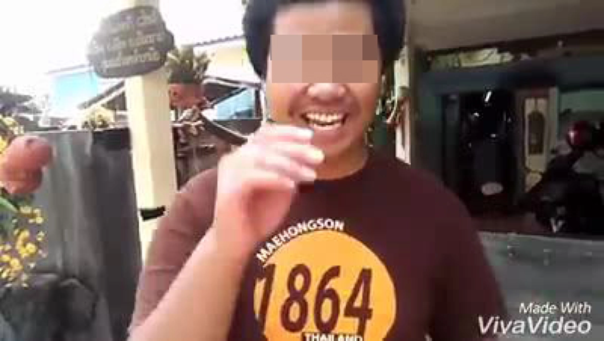 โซเชียล ช็อก!! "ลูกผู้ชายตัวจริง" หนุ่มทำตามสัญญาแล้ว ถ้าหน้ากากอีกาแพ้ จะ...หมา ชาวเน็ตแทบไม่เชือสายตา แห่แชร์มือระวิง!! (มีคลิป)