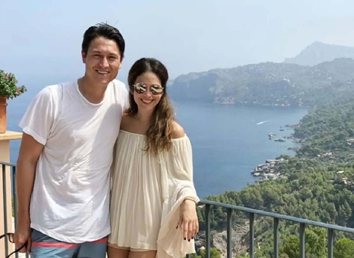 ฟังกันชัดๆ เมื่อสามีของ "พอลล่า" โชว์พูดภาษาไทยจัดเต็ม ไม่มีเขินกล้อง แถมตอนจบยิ่งน่ารักมาก