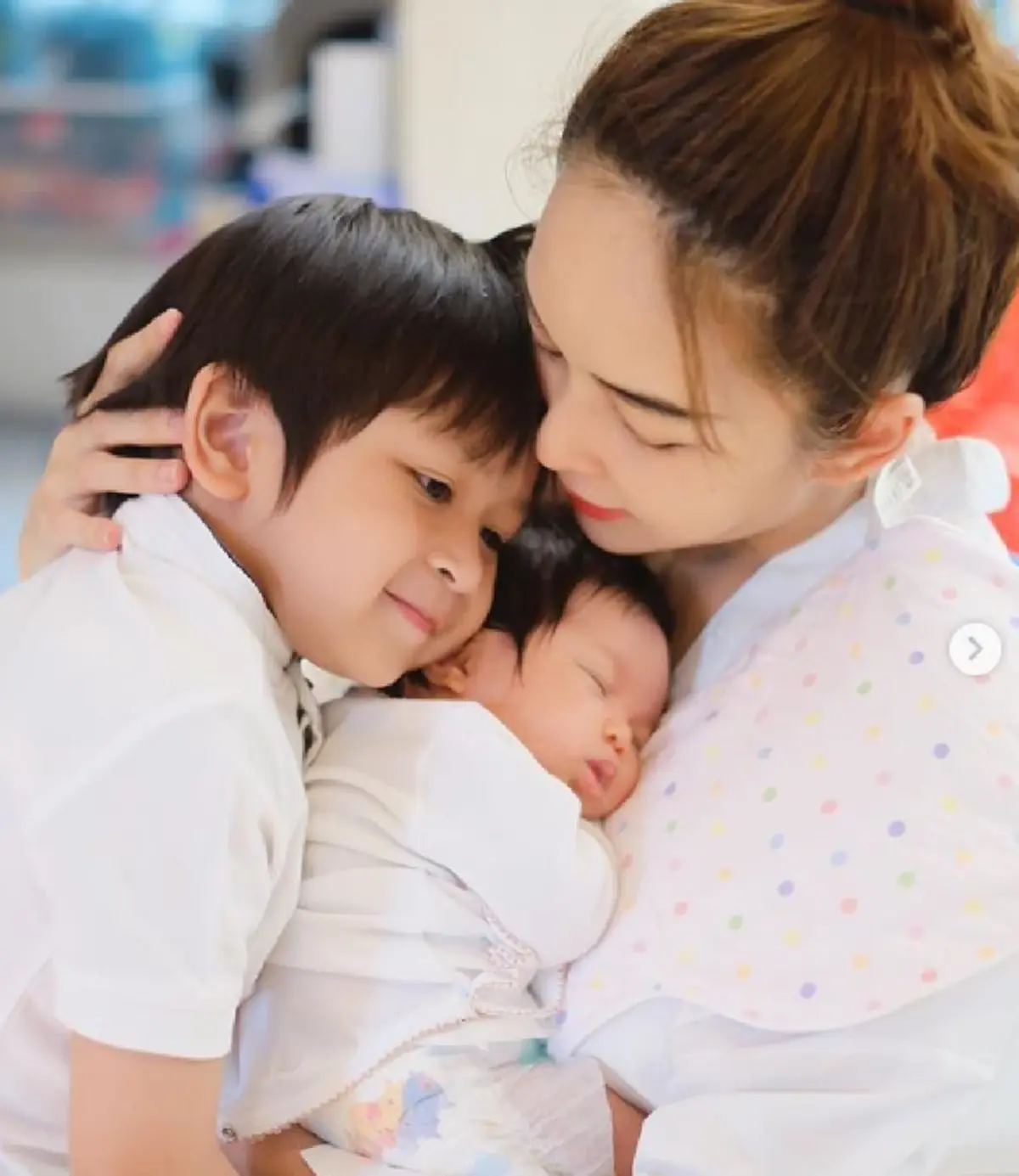 "เป้ย ปานวาด" โพสต์ไอจีขอบคุณ "ป๊อบ นิธิ" ให้กำลังใจทำธุรกิจใหม่ แคปชั่นสุดท้ายแซ่บ "สามีของเป้ยคนเดียว"