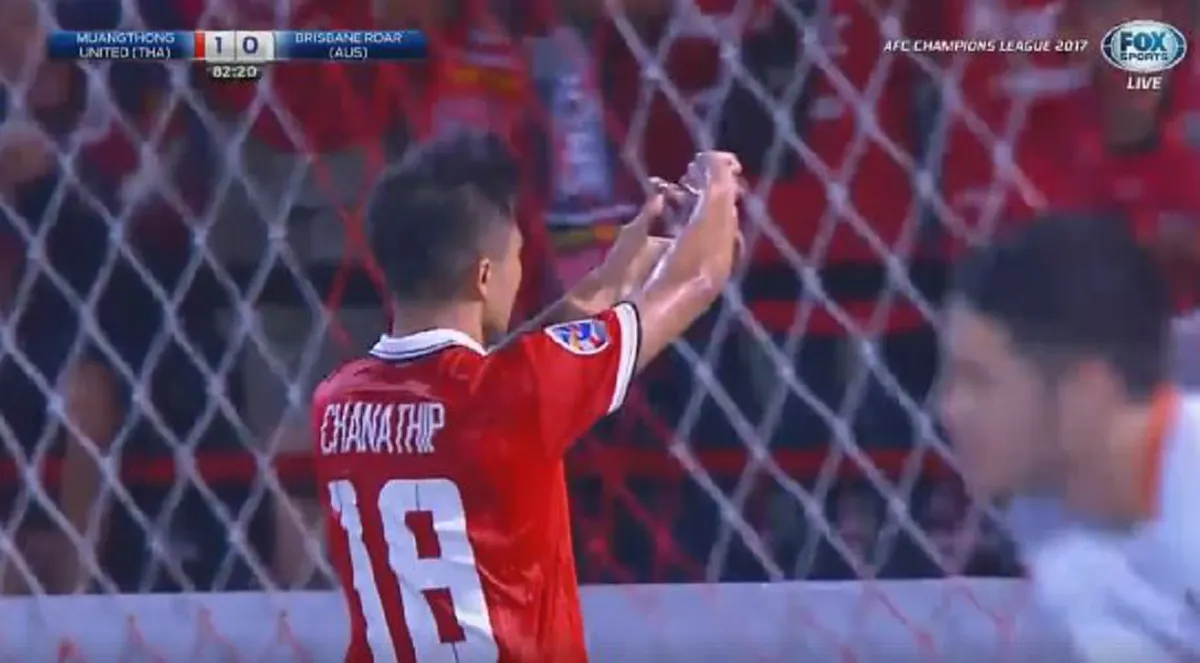 การ์ตูนญี่ปุ่นเรื่องโปรด !!  "เมสซี่เจ" เผยที่มาของท่าดีใจรูปเเบบใหม่ ...  ให้เเฟนบอลได้หายสงสัย ??  ( รายละเอียด)