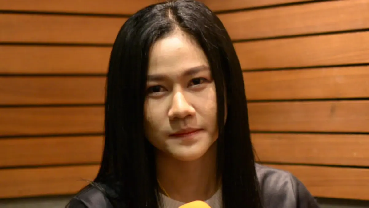 ที่นี่ที่แรก!! เปิดใจน้อง “ยุ้ย” วัยรุ่นราชบุรี เจ้าของคลิป โชว์ลีลา “ต๊ะ ตุง ตวง” ยอดวิวพุ่งกว่า11 ล้านวิว ยอมรับชีวิตเปลี่ยน!!  (คลิป)