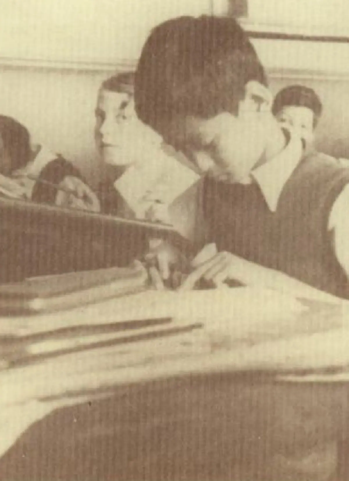 เป็นบุญตา!!! หาชมยาก...ประมวลพระบรมฉายาลักษณ์ ของ ร.8 ตั้งแต่ทรงพระเยาว์ จนถึงวันที่เป็นพระมหากษัตริย์อันเป็นที่รักของปวงชนชาวไทย