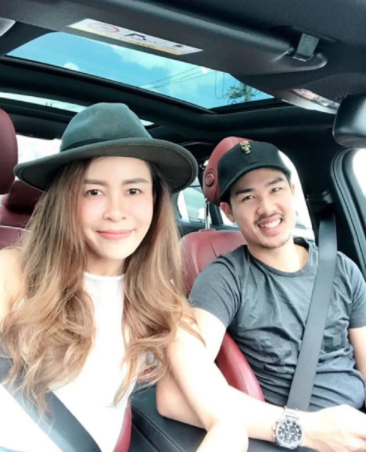 ***อิจฉาไปยันชาติหน้า !!! ส่องความน่ารัก "เป็กกี้ ศรีธัญญา" กับแฟนหนุ่มที่ห่างกันกว่า 13 ปี งานนี้ยืนยัน "แต่ง" แน่ !?