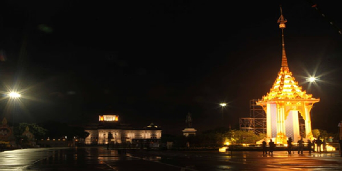 ม.จ.จุลเจิม เผยสมเด็จพระเจ้าอยู่หัวโปรดเกล้าฯพระราชานุญาตให้พิมพ์หนังสือ ธรรมของพระราชา โดย สมเด็จพระพุทธโฆษาจารย์ แจกปชช.วางดอกไม้จันทน์