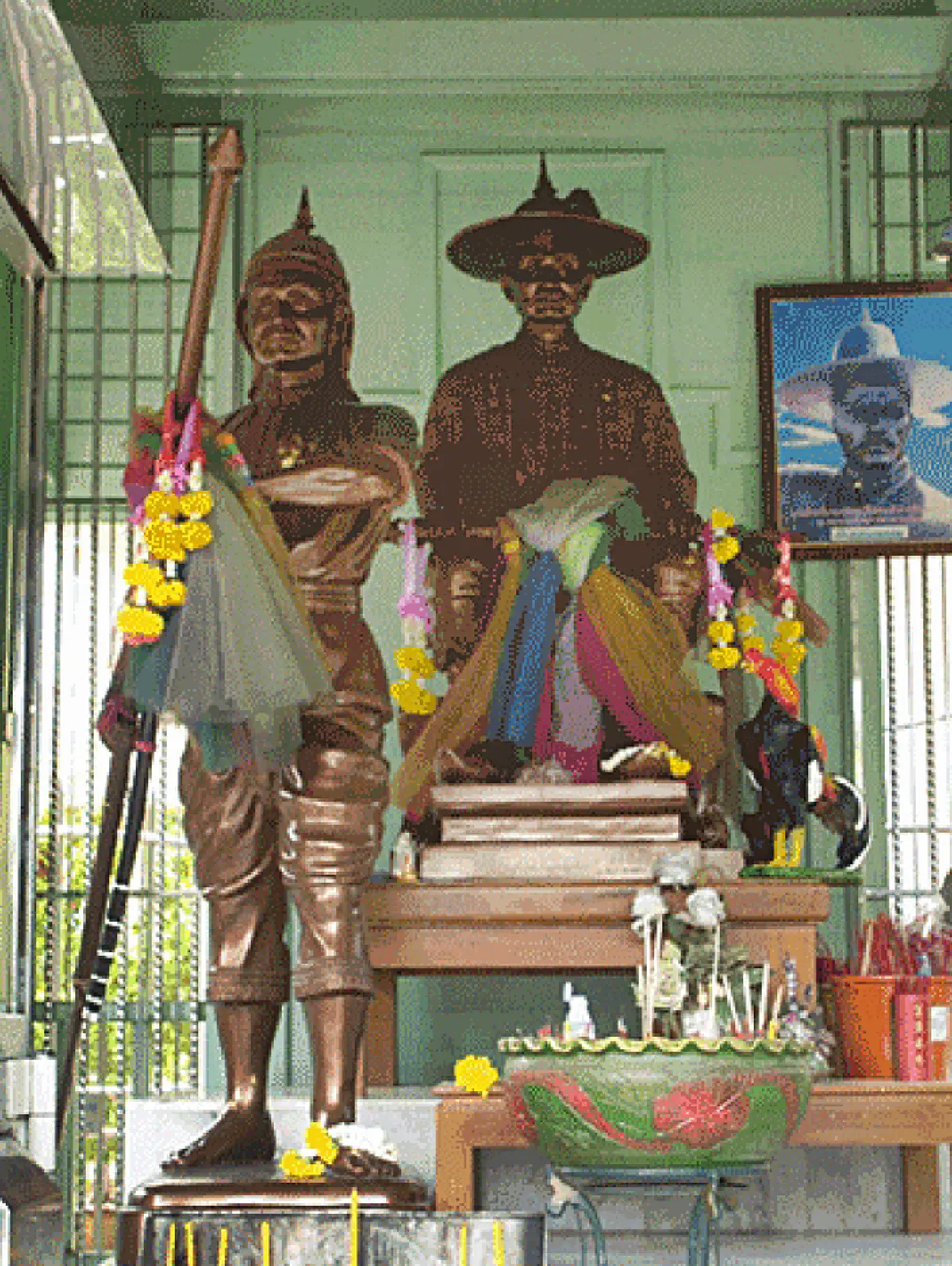 อัศจรรย์ยิ่ง!! เมื่อ "หลวงปู่ขวัญ" พบ "ดวงพระวิญญาณพระเจ้าเสือ" บอกปริศนา "ควายสองตัวหันหัวชนกัน" ที่ซ่อนสมบัติของพระองค์ให้เป็นทุนสร้างพระ