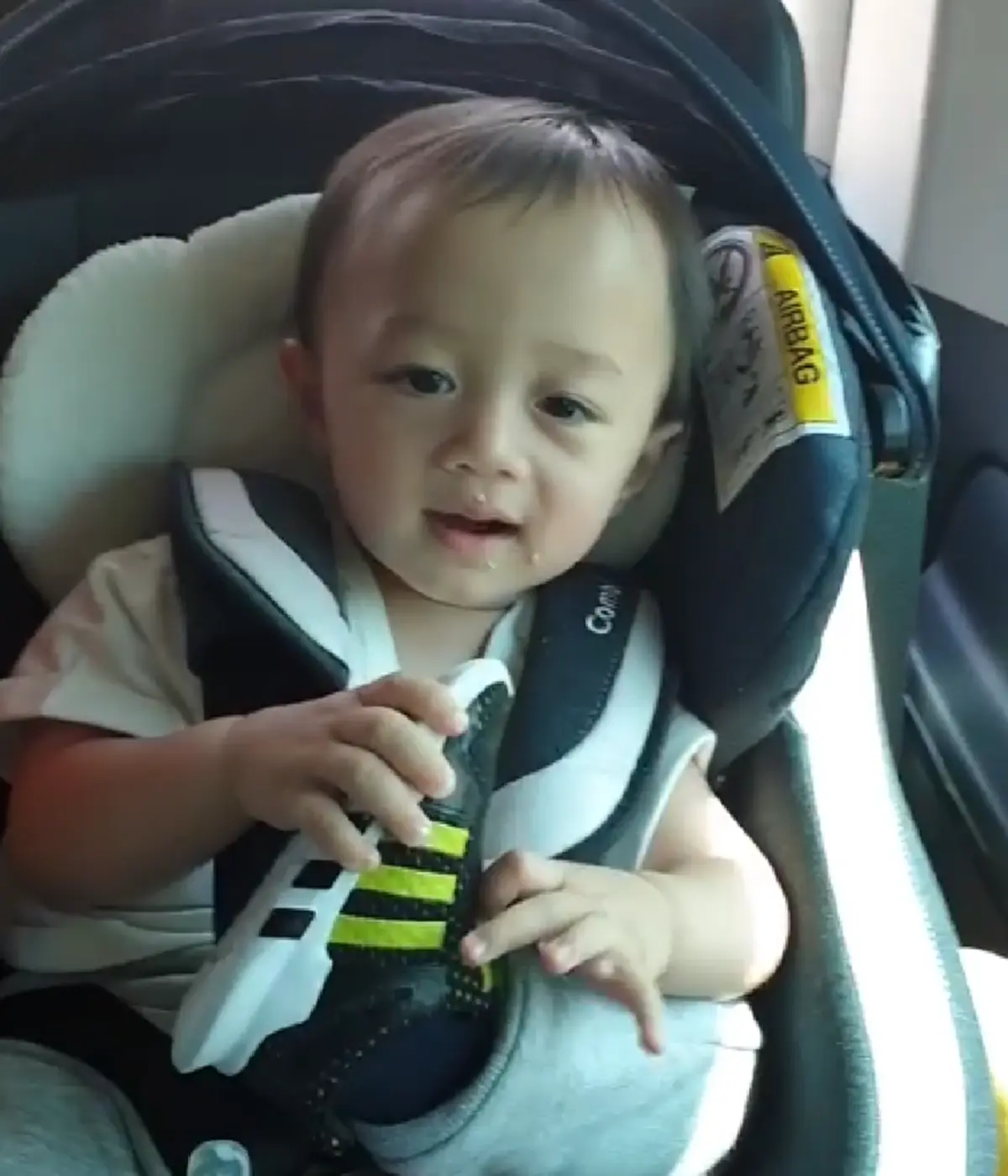 ได้ใจเต็มๆ "ชมพู่" ตอบชัดสาเหตุที่ไม่ซื้อของแพงให้ลูกแฝดใช้ รวยแค่ไหนก็ขอเลี้ยงแบบติดดิน