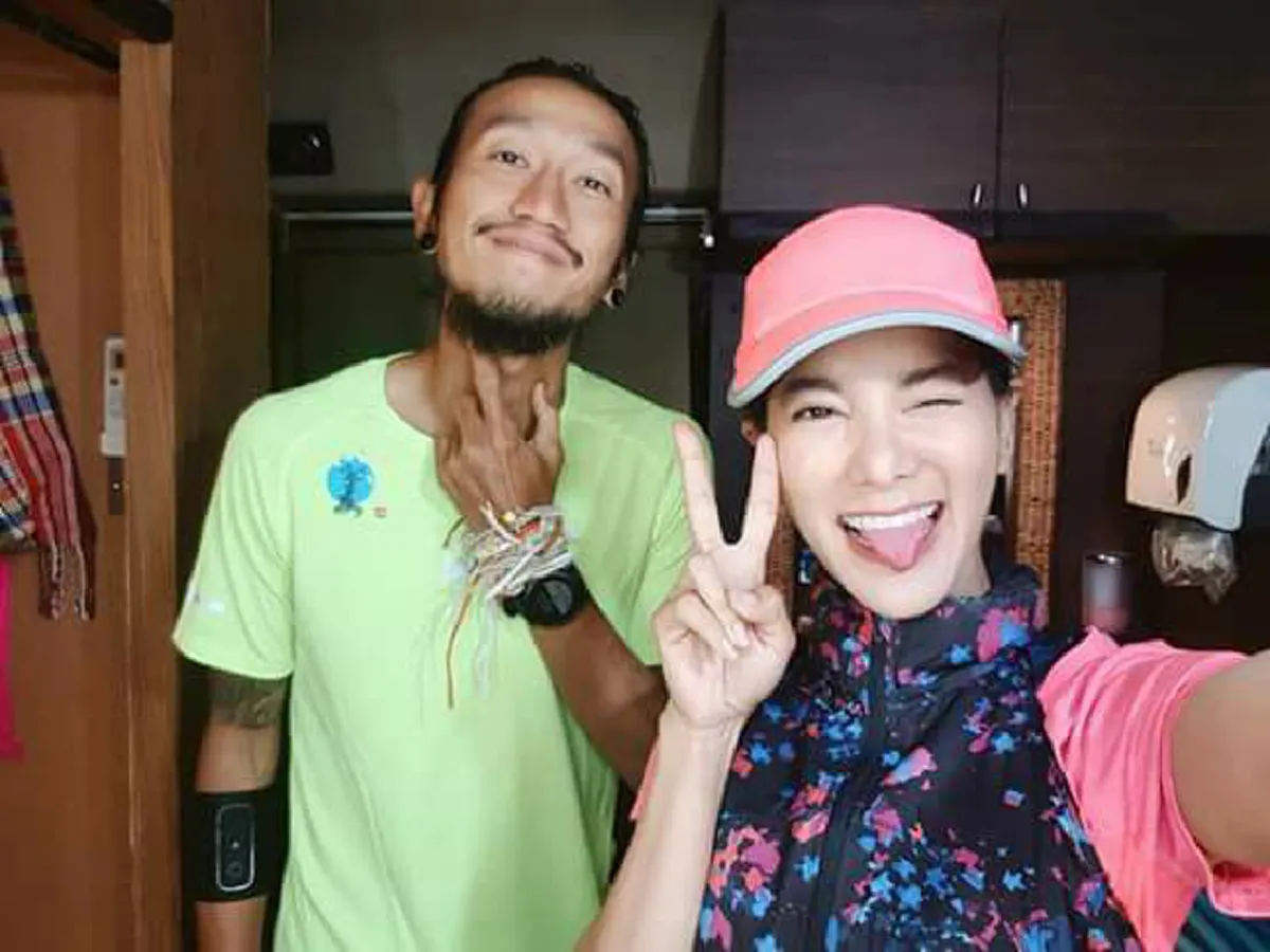 ฉีกทุกตำรา!! "โค้ชเป้ง" เผยเบื้องหลังขณะวิ่งร่วมคณะ "ตูน บอดี้สแลม" ยิ่งเห็นตารางวิ่งแทบทรุด "เฮียเราทำทุกอย่างที่ทำให้ตัวเองลำบาก"