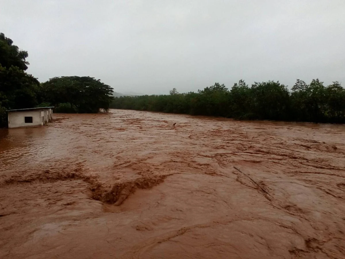 ล่าสุด! เกาะติดสถานการณ์"น้ำท่วมจ.น่าน" ผู้ว่าฯสั่งการเร่งด่วน!