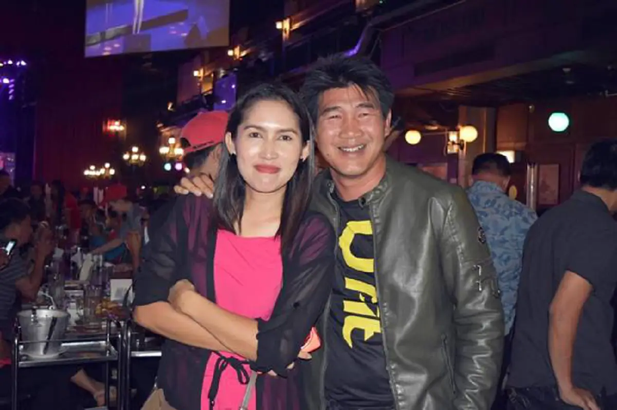 ผลพวงล้มละลาย "รองปลัดยธ." ชี้ "สมรักษ์"ต้องออกราชการ เจ้าตัวยิ้มสู้ชีวิต ยึด"พี่ระ เขาทราย" ตัวอย่างล้มแล้วลุกได้