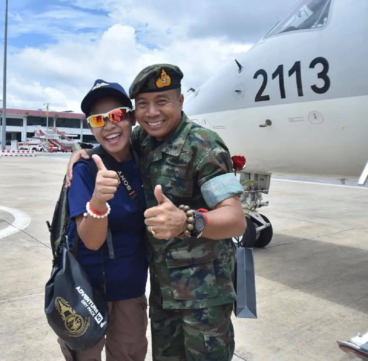 ลูกไม้ใต้ต้น(ซีล)...ลูกชายแม่เอื้อย-พ่อกร หล่อบึ้กแค่ไหน? สาวๆบอกเห็นแล้วใจละลาย