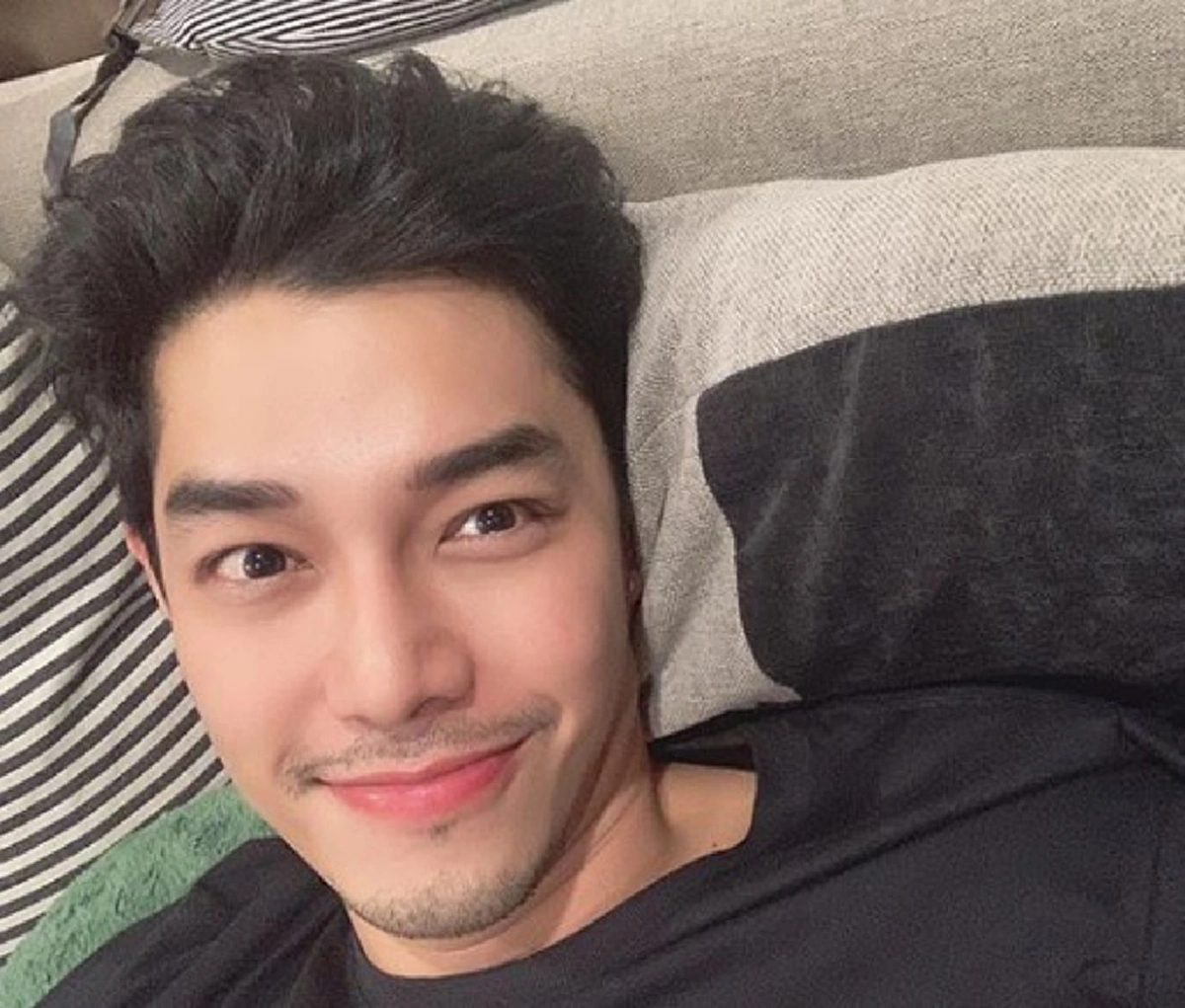 อาร์ต พศุตม์ โพสต์ไอจีภาพทำบุญ พร้อมใส่เเคปชั่น "ฝันเต็มๆ เลขอยู่ในภาพกับวีดีโอ"  ชาวเน็ตวิเคราะห์ 9 มาเเรง (คลิป)