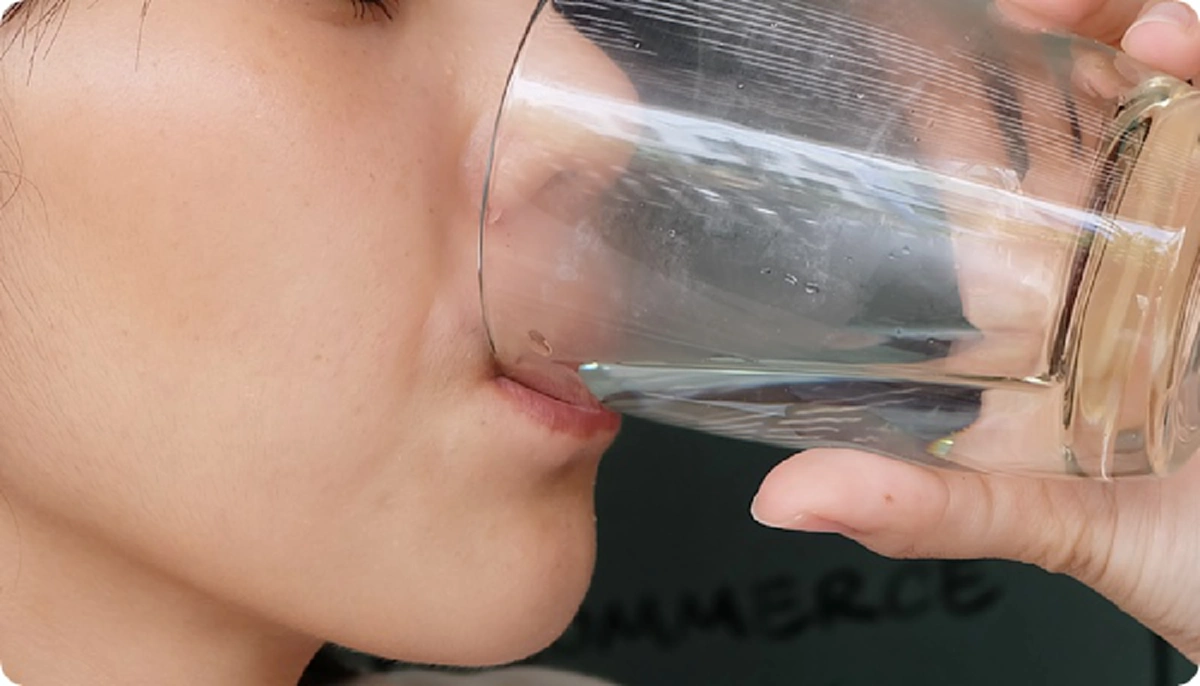 หลายคนไม่เคยรู้!! 7 ประโยชน์ของ "น้ำเกลือ" ไม่ได้มีดีแค่ล้างแผล อ่านแล้วไขข้อข้องใจเต็มๆ จนต้องแชร์เก็บไว้ทำ!??