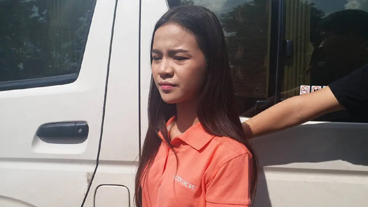 เดือดเลือดพล่าน! "ประจักษ์ชัย" ลั่นจับทุกเวที ใครจ้าง "อาม ชุติมา" ลุยฟ้องเอาผิด FC โพสต์ด่าโซเชียล