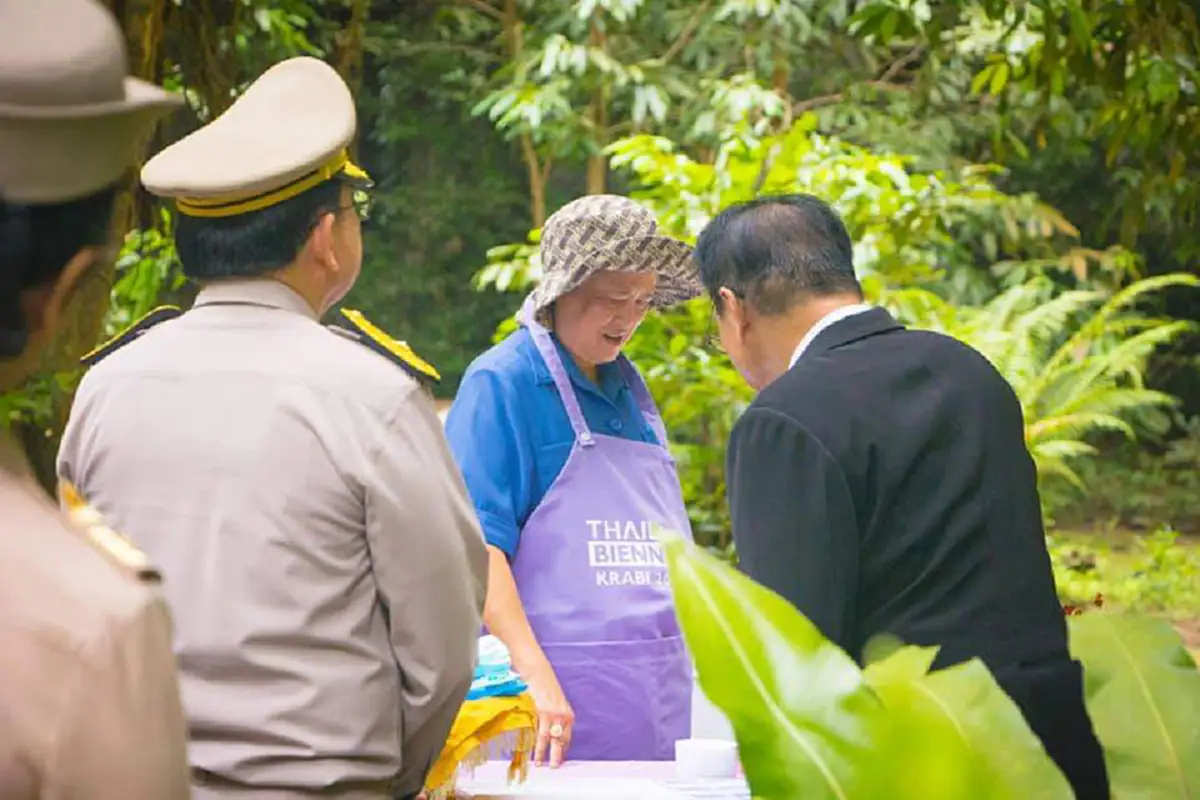 พระเทพฯทรงภาพวาดฝีพระหัตถ์งานศิลปะโลกมีกว่า120ปี มาจัดไทยครั้งแรก สถานที่ในหลวงร.9เสด็จทรงปลูกต้นไม้ไว้