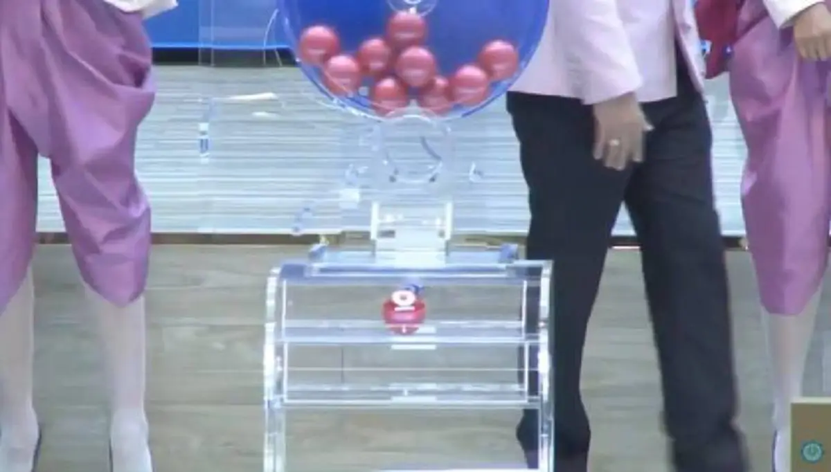 สาวสวยเจ้าของโพสต์หวยเคลื่อนไหวแล้ว! โผล่ชนอีเจี๊ยบฯ เจอสวนไม่เชื่อแล้วแต่มึง