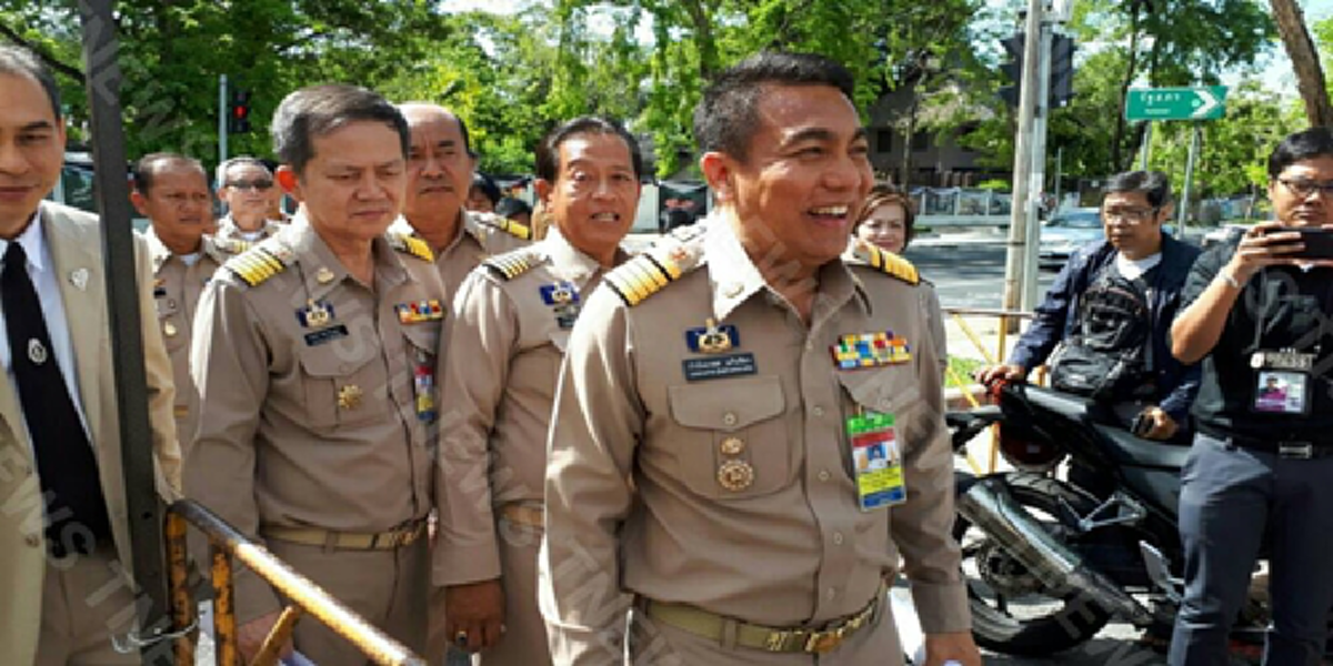 ประชาธิปัตย์งานเข้า!!!"กำนัน-ผญบ."ส่งสัญญาณสมาชิกทั่วปท.กว่า3แสนคว่ำปชป.ช่วงลต.ที่ใกล้จะถึง??? ประกาศหยุดเคลื่อนไหว รอรบ.สะเด็ดน้ำปมลดวาระ??