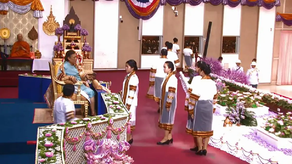 ผู้โพสต์ตกใจมาก! พร้อมเล่าเกิดอะไรตรงนั้น เผยสมเด็จพระเทพฯรับสั่งจนท.ด้วย ยิ่งฟังยิ่งซาบซึ้ง