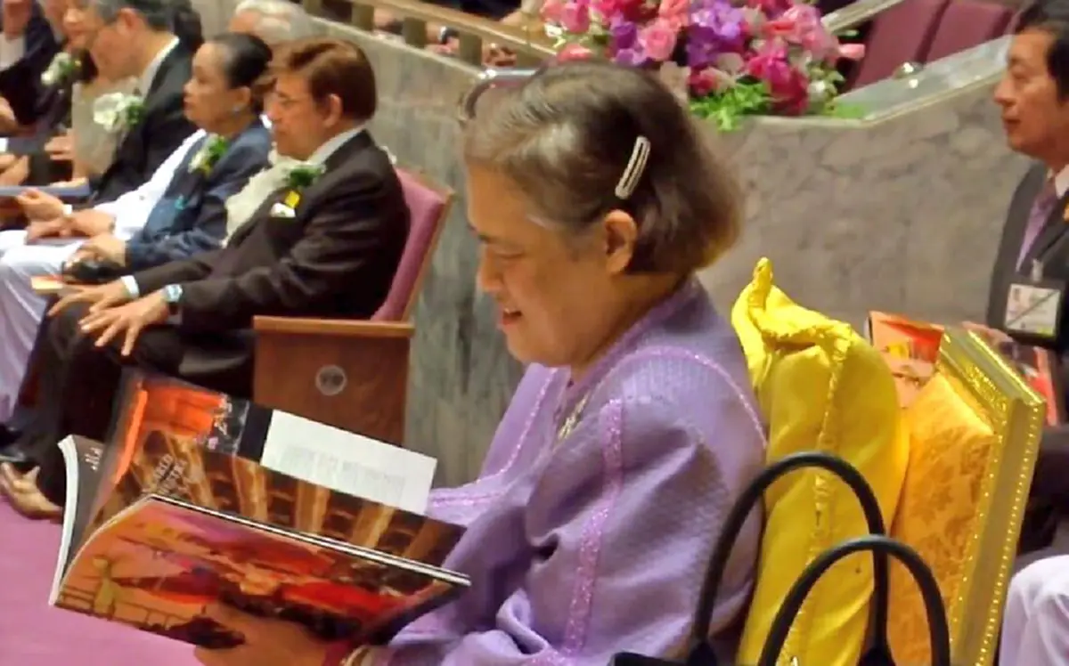 สุดประทับใจคนไทย วาทยกรระดับโลก ยกมือไหว้พระเทพฯก่อนแสดงออร์เคสตราเก่าแก่ที่สุดในโลก