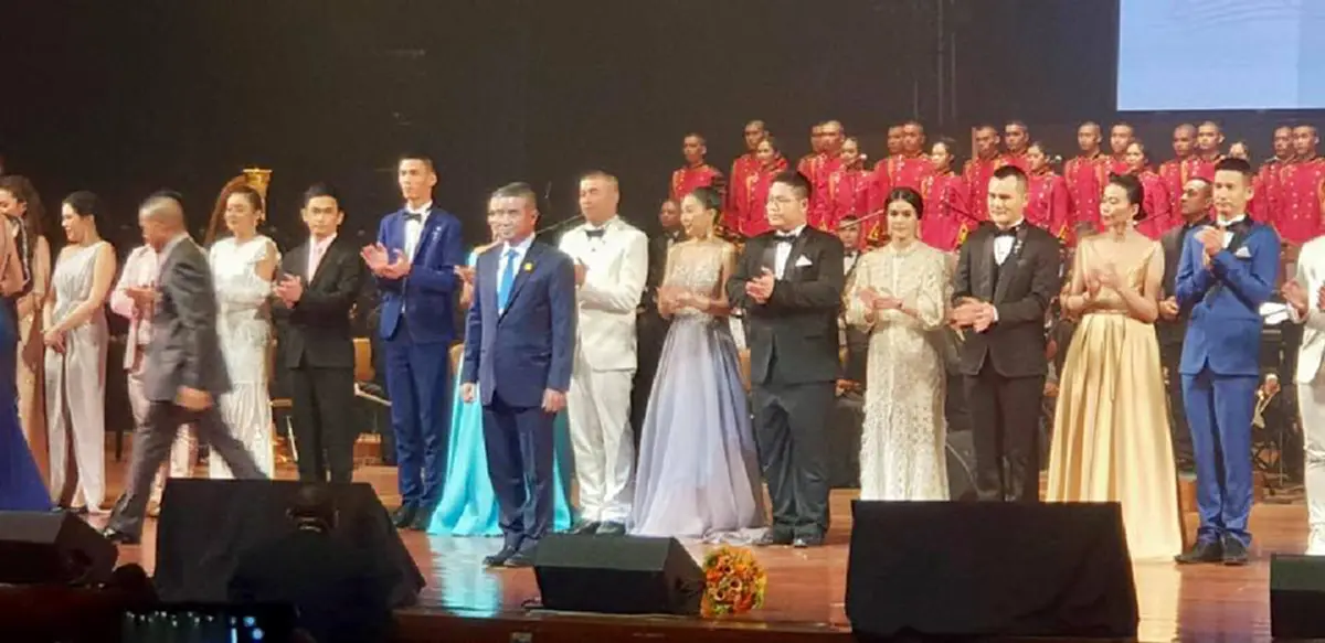กรี๊ดสนั่น! หมอภาคย์ขึ้นเวทีคอนเสิร์ต เบิร์ดเดย์ป๋าเปรม งานนี้แต่งเองร้องเอง ไพเราะขนาดไหนลองฟัง