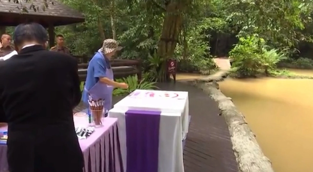 พระเทพฯทรงภาพวาดฝีพระหัตถ์งานศิลปะโลกมีกว่า120ปี มาจัดไทยครั้งแรก สถานที่ในหลวงร.9เสด็จทรงปลูกต้นไม้ไว้