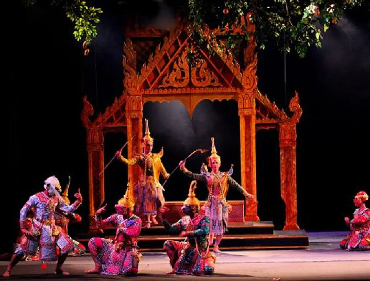 เบื้องหลังโขนไทยสู่มรดกโลก ด้วยพระมหากรุณาธิคุณยิ่งใหญ่พระราชินีในหลวงร.9 ทรงให้พัฒนาการแต่งหน้าโปรดเกล้าฯจัดเครื่องแต่งกายชุดใหม่