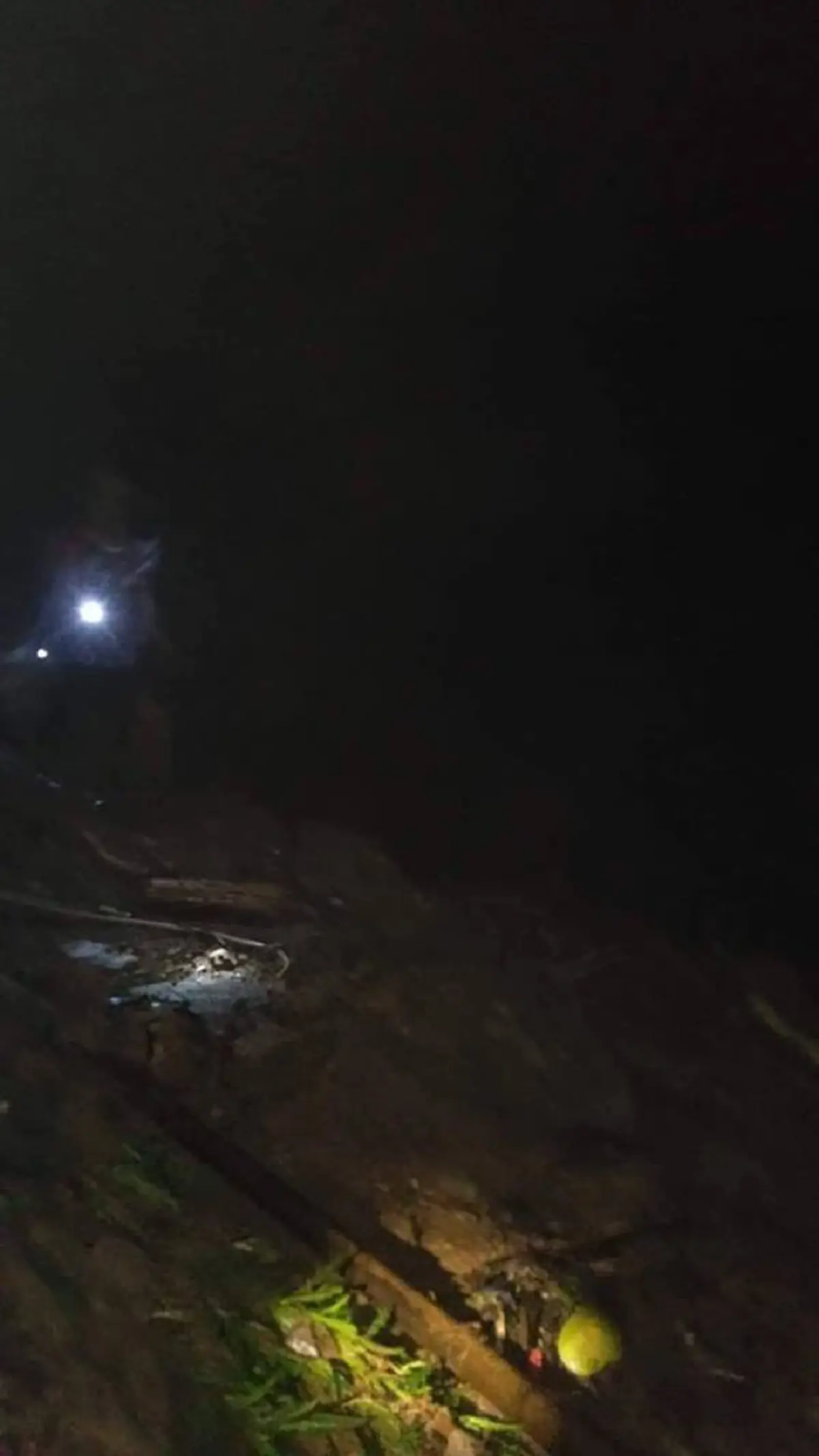 ด่วน! ฝนถล่มน้ำป่าหลาก ดินสไลด์ศูนย์พักสบเมย เจ็บแล้ว 13 สูญหายอีก11