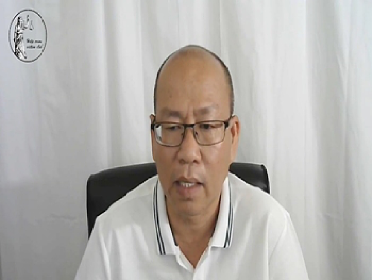 "อัจฉริยะ" บุกแพทยสภา หลังจำลองตรวจภายใน พบหมอขืนใจสาว ผิดข้อบังคับแพทยสภาด้านจริยธรรม