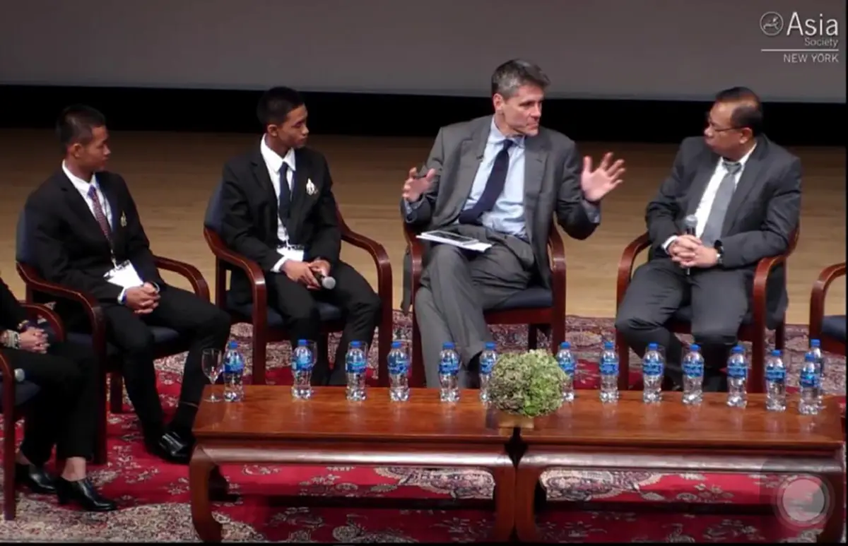 Oh my goodness!โลกอุทาน เมื่อผู้ว่าณรงค์ศักดิ์ –โค้ชเอกเล่าขณะรับรางวัลผู้นำการเปลี่ยนแปลงนิวยอร์ก