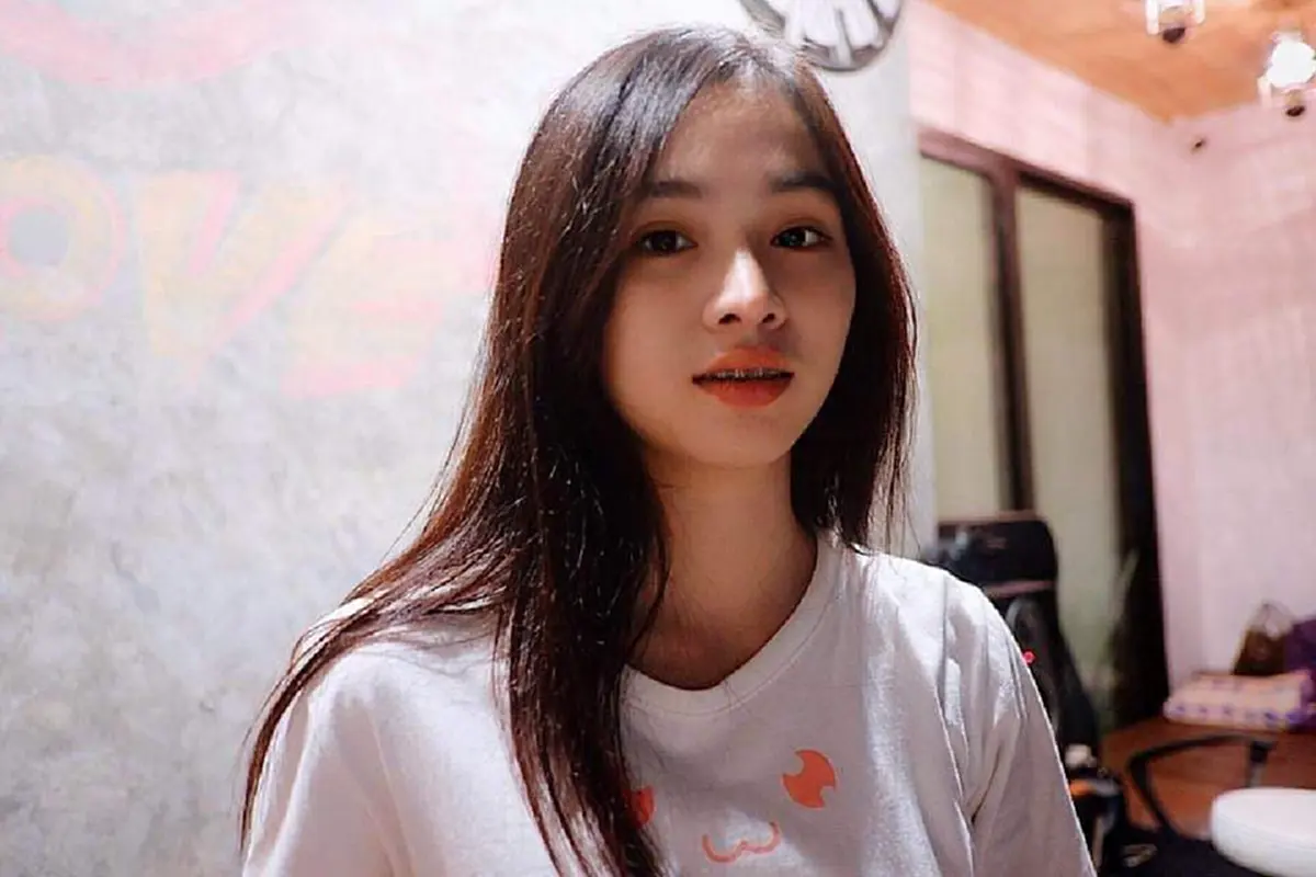 ไหยังไม่แตก! ประจักษ์ชัยเปิดตัว เด็กสาวม.5 นักร้องใหม่ไหทองคำ สวยน่าฮักแรง