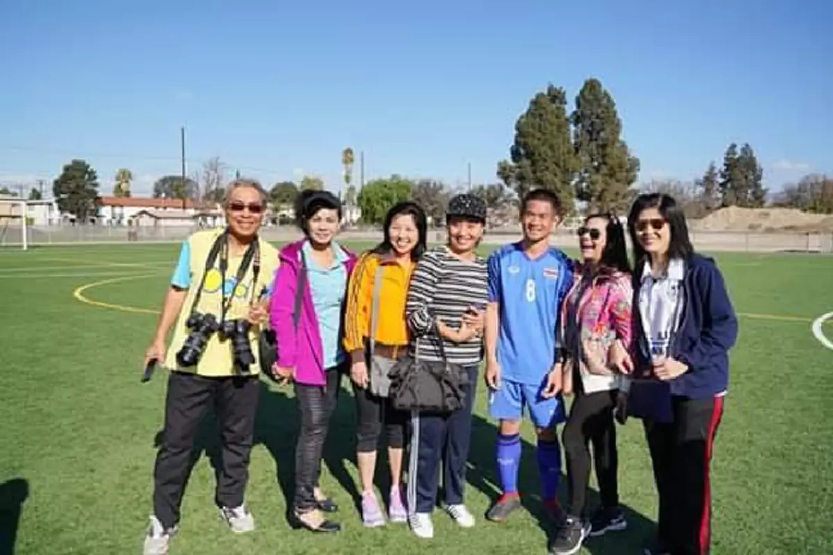 สุดอบอุ่น คนไทยใน L.A.สหรัฐต้อนรับผู้ว่าฯณรงค์ศักดิ์ –หมูป่า งานนี้โค้ชเอกโดนรุม