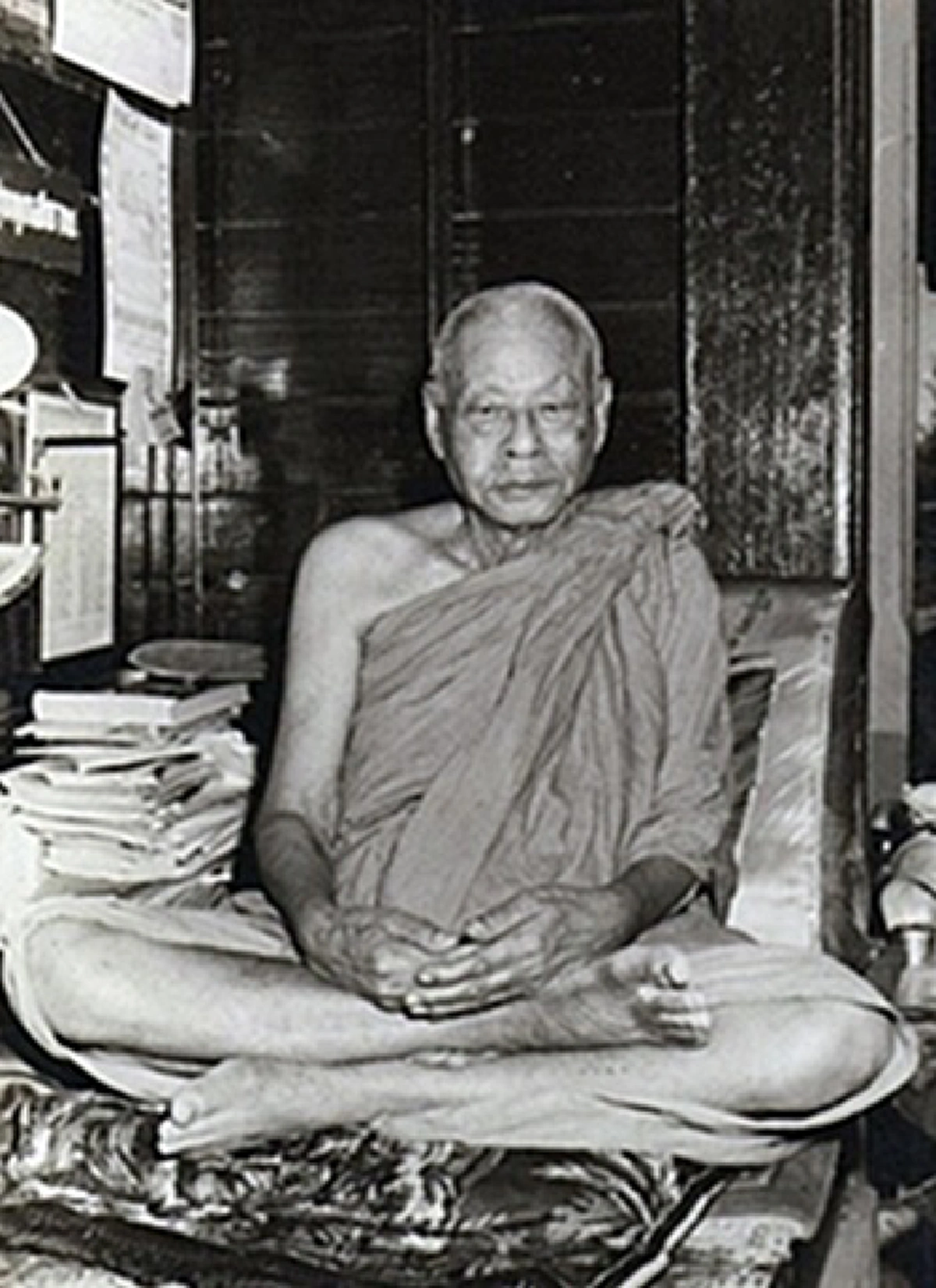 ฉันก็ไม่ได้รู้จักกับขุนบาลหวยที่ไหน!! เมื่อมีหญิงชาวสุพรรณฯ มาขอหวย "หลวงพ่อเงิน วัดดอนยายหอม" แต่กลับได้คำสอนอันน่าเลื่อมใสไปแทน กราบสาธุ!!