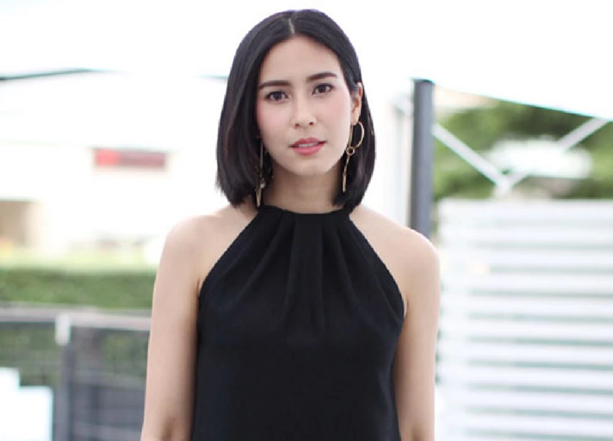 เปิด "10 ดาราหญิงของไทย" ที่เป็นคนอีสาน ก้าวกระโดด มาโลดแล่นอยู่ในวงการบันเทิง (ชมภาพ)