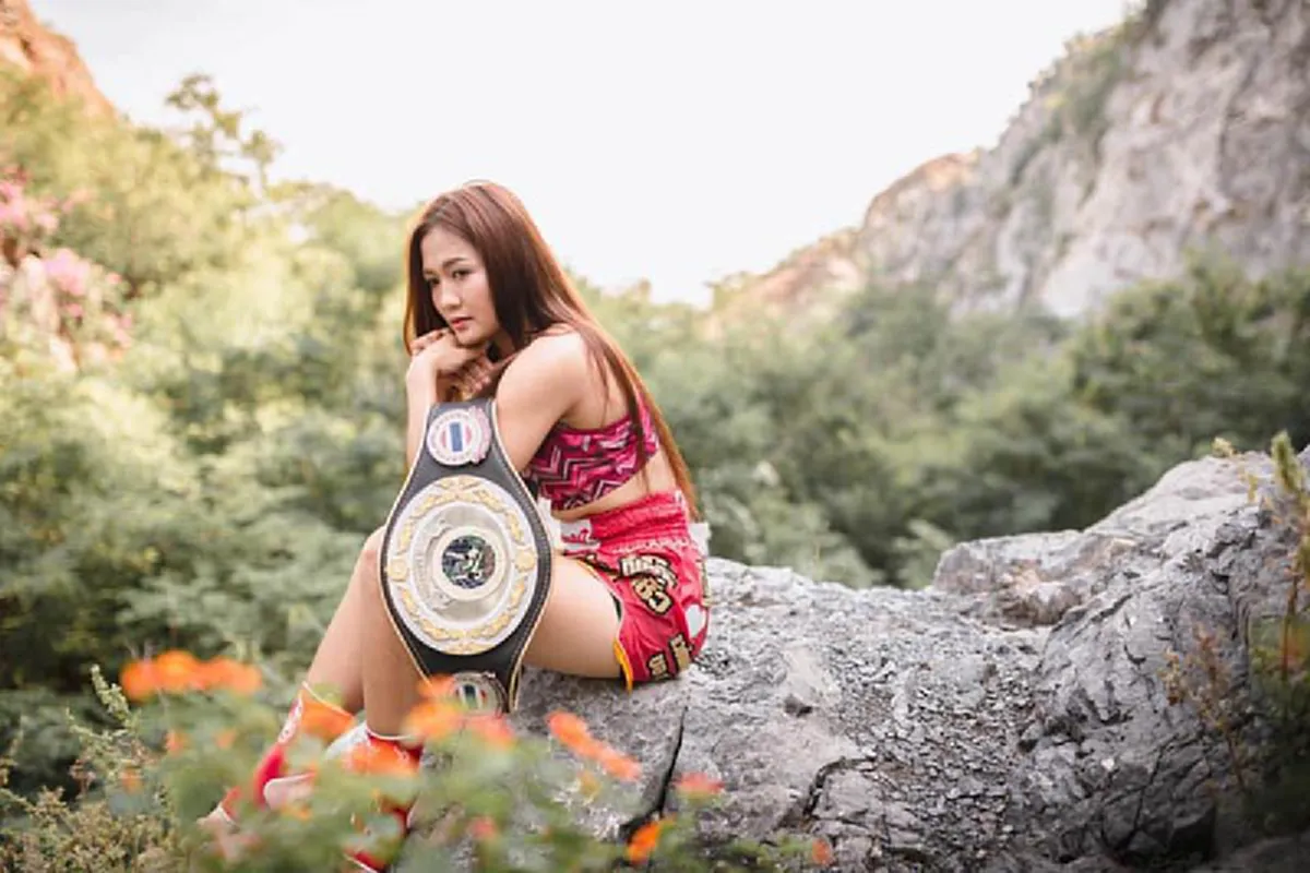 ครอบครัว \" น้องแนน หงษ์ขาว\"  ร้องกองปราบสอบเหตุ หลังพบพิรุธการเสียชีวิต หลายจุด