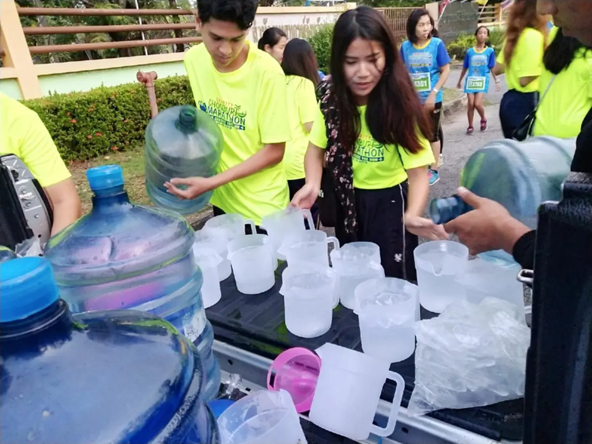 น้องชายเชษฐ์ สไมล์พูดแล้วอยู่ในเหตุการณ์ ตั้งน้ำไว้ให้ใครไม่ไหวเอาไปกิน มาราธอนที่ผมหัวเราะทั้งน้ำตา