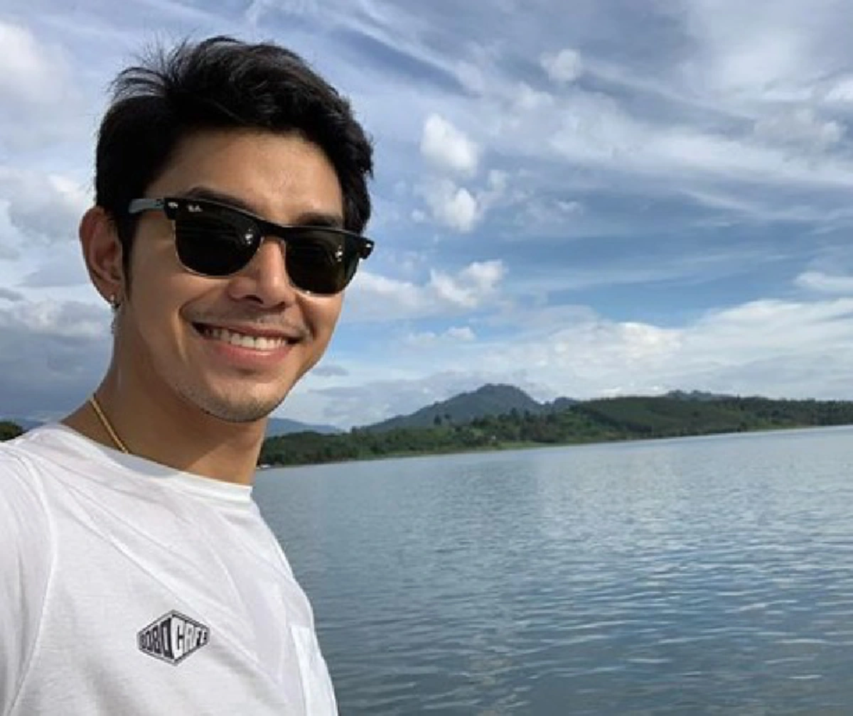 อาร์ต พศุตม์ โพสต์ทำบุญโลงศพ เเฟนหวยตาดีเห็นเลขโผล่