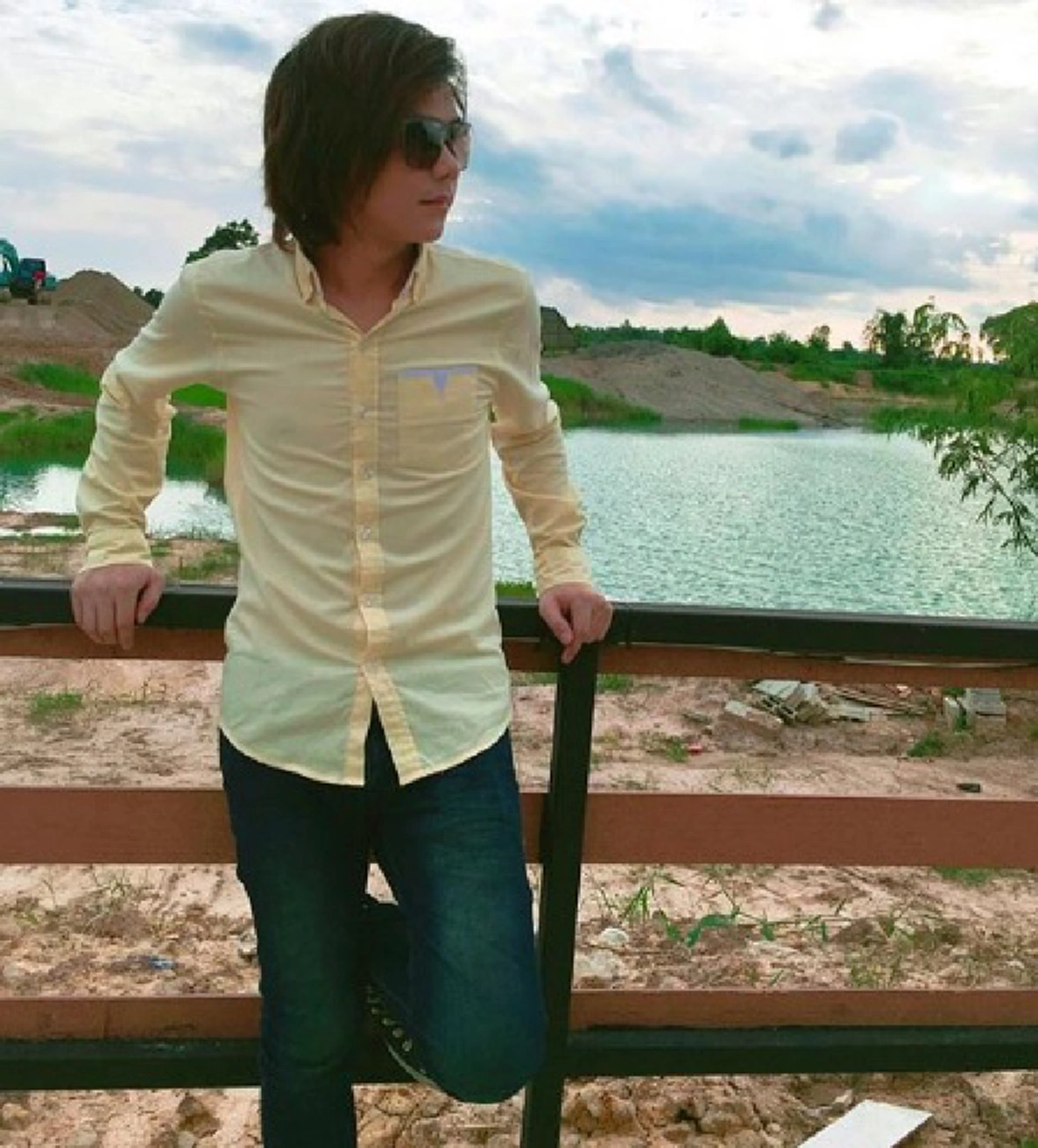 บอล บางเเก้ว ไร้ความเคลื่อนไหว หลังเเฟนสาวสำลักควันดับ ด้านเเฟนคลับส่งกำลังใจเต็มไอจี