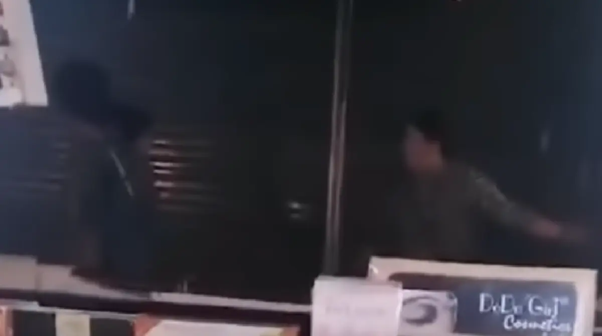 ลูกค้าด่ากลางตลาด รู้จักมั้ยเฮียซ้งกาดหลวงเชียงใหม่ขู่แม่ค้า หลังทะเลาะถามสินค้าไม่ยอมซื้อ