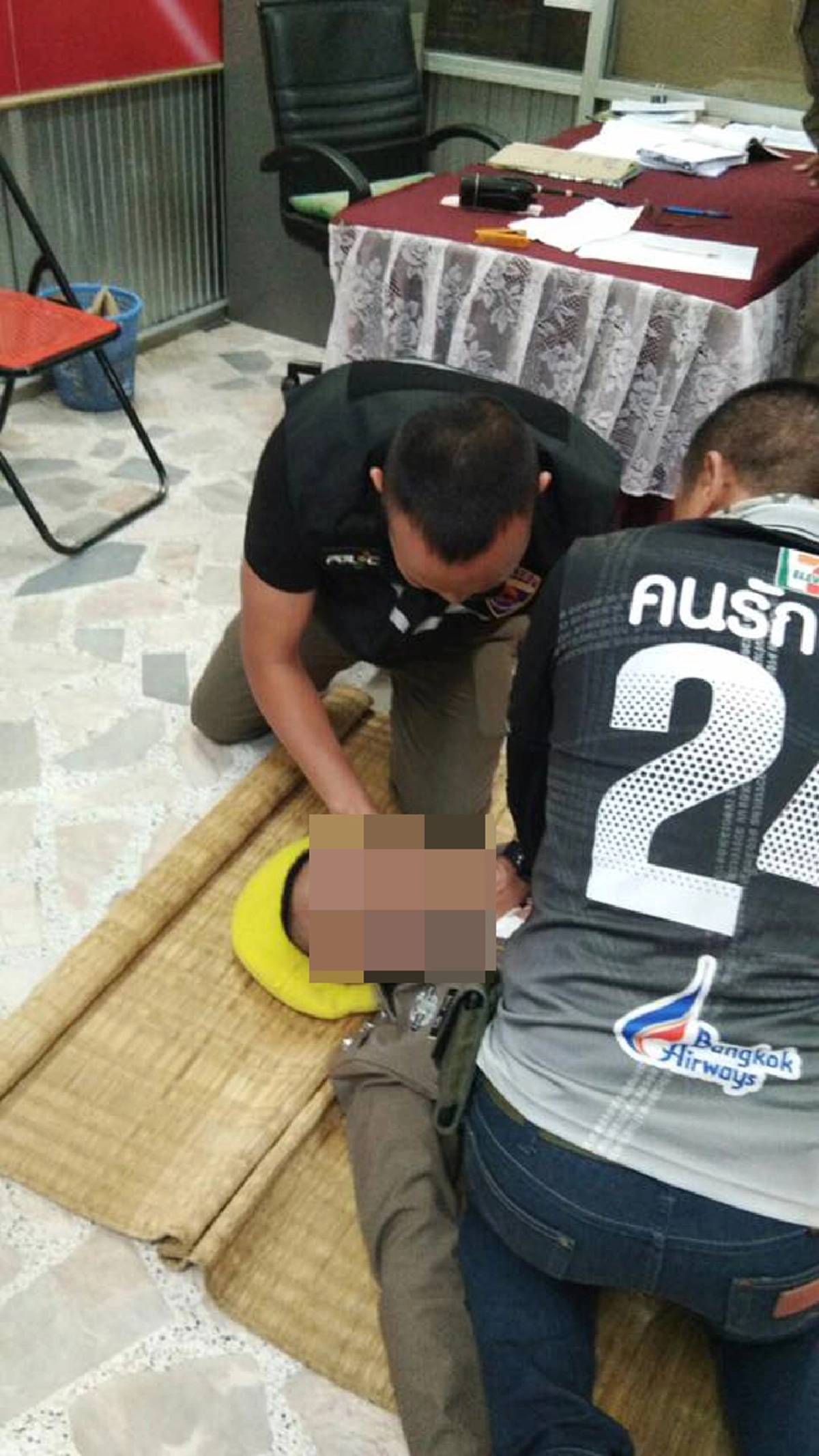 ตำรวจไทย เล่าประสบการณ์ เมื่อต้อง CPR ลูกน้อง