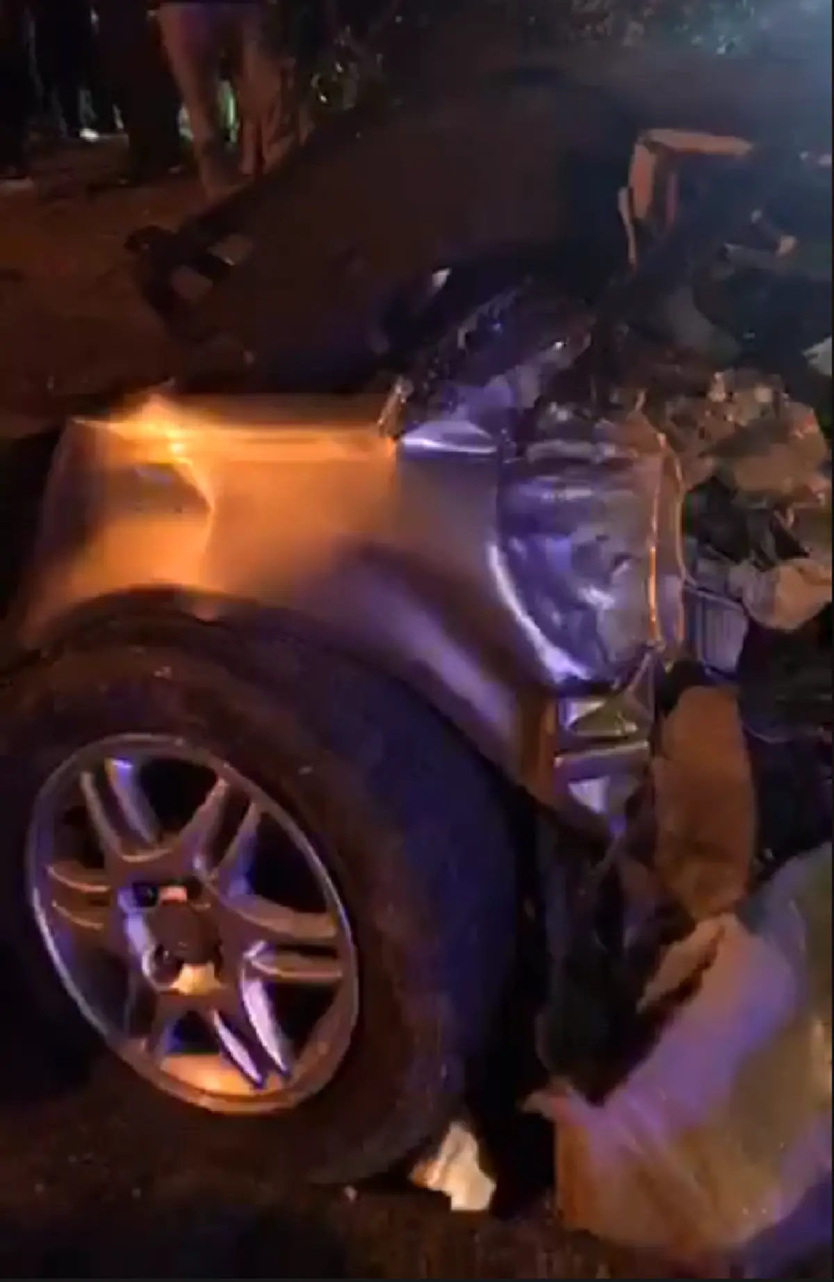 เก๋งคูเมือง คนขับอ้างมา 3 คน เจ้าหน้าที่ค้นหาอยู่นาน สุดท้ายสารภาพสิ้น