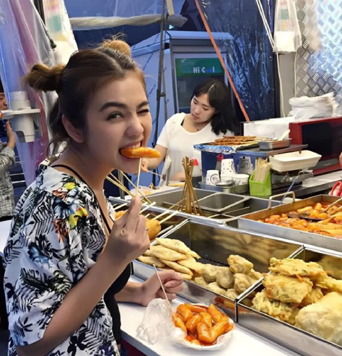 ชีวิตเปลี่ยนสุดขั้ว!! "หนูเล็ก อาร์สยาม"ตอบข้อข้องใจ หลังผันตัวมาเป็นแม่ค้าไลฟ์ขายตุ๊กตา คนเม้าท์ชีวิตดาวรุ่งตกอับ จะจริงหรือไม่..ไปฟังกัน!?