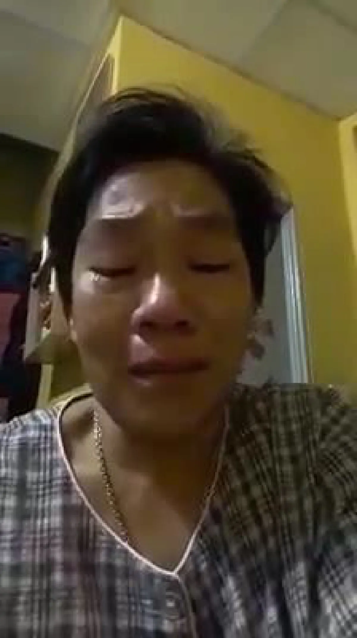 ใจกลางความเจ็บปวด !! "แม่" อัดคลิปทั้งน้ำตา หลังเกิดเรื่องสุดสลด กับลูกชาย ม.3 จนยากจะทำใจยอมรับ!! (มีคลิป)