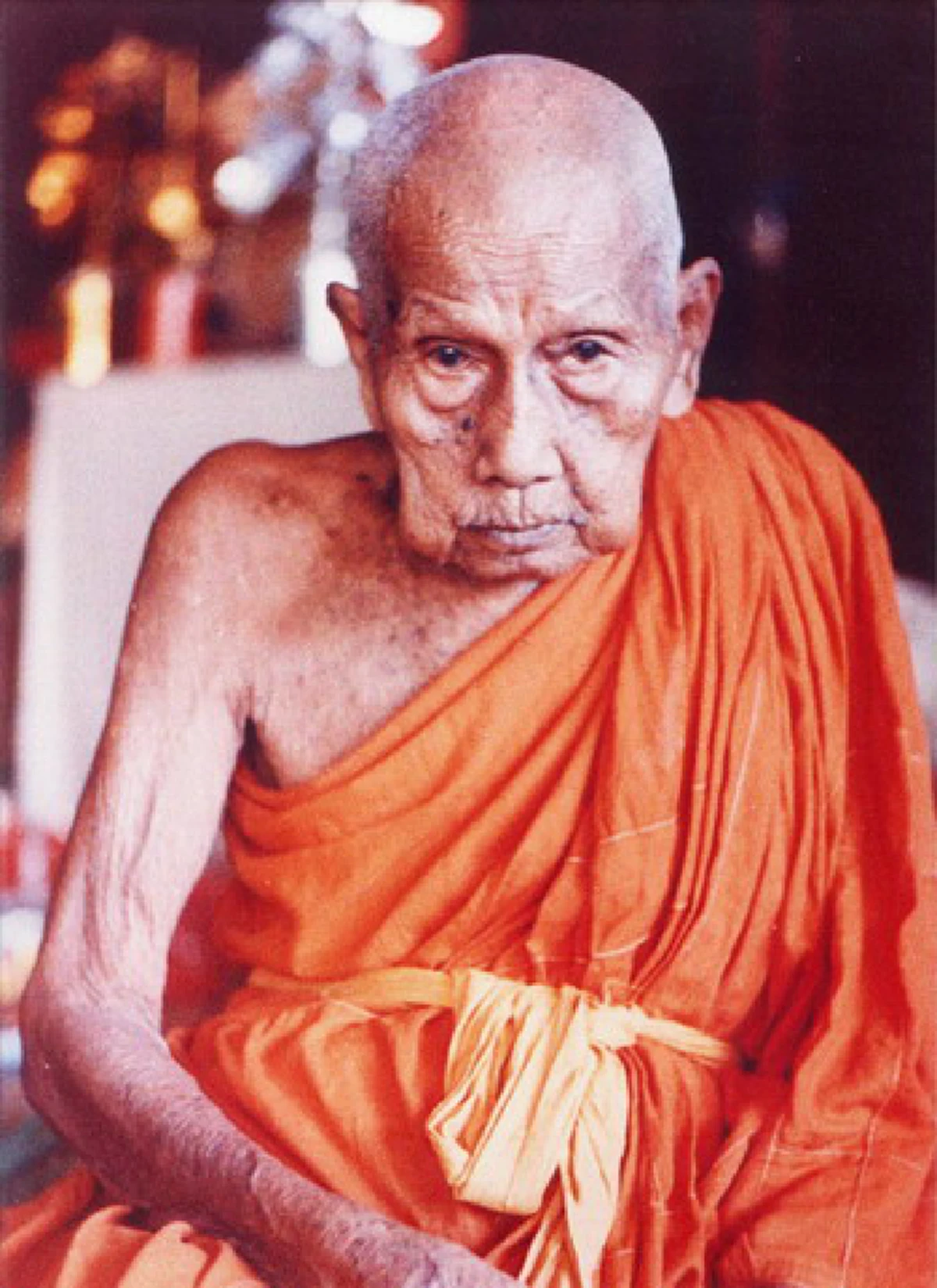 ด้วยความศรัทธายิ่ง.."หลวงปู่สุข" ตชด.ท้าทายให้เพื่อนยิงด้วยลูกซอง จนทนไม่ได้ ซัดเต็มเหนี่ยว เสื้อพรุนทั้งตัว..รู้สึกเหมือนทรายซัด.