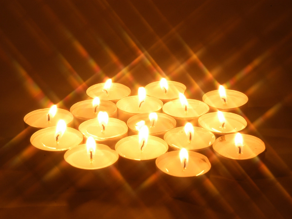 ก่อนนอน..ห้ามลืม?!? บทสวด “พระคาถาชินบัญชร” สวดทุกวัน“ลดกรรม” ทำให้ "รวย" ยิ่งสวดยิ่งดี เห็นผลทันตา???